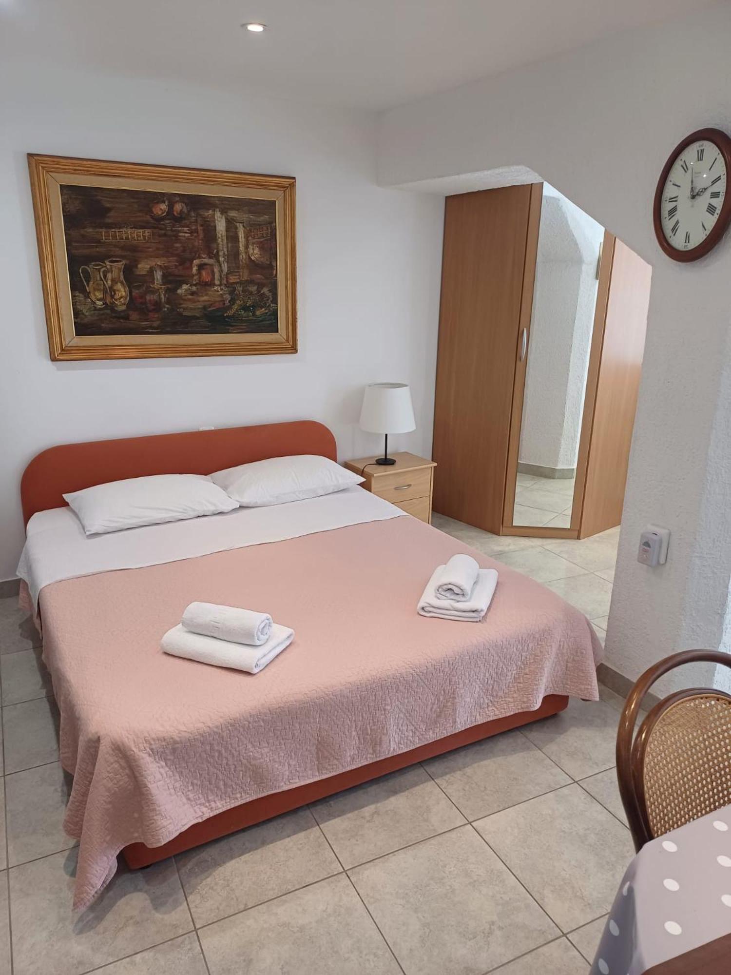 Apartment Bauk Draga Bašćanska Exterior foto